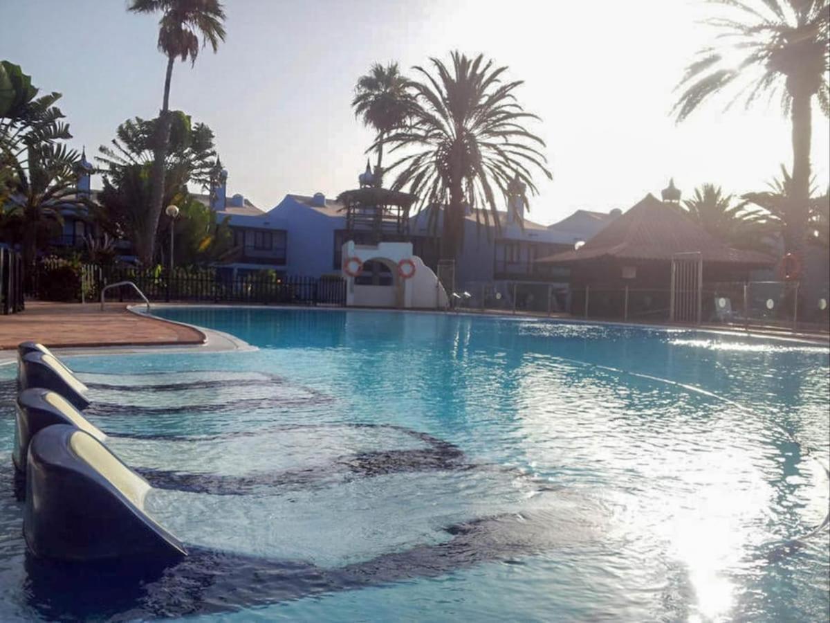 Bungalow terraza piscina playa cerca San Bartolomé Exterior foto